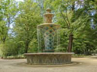 Mosaikbrunnen 02